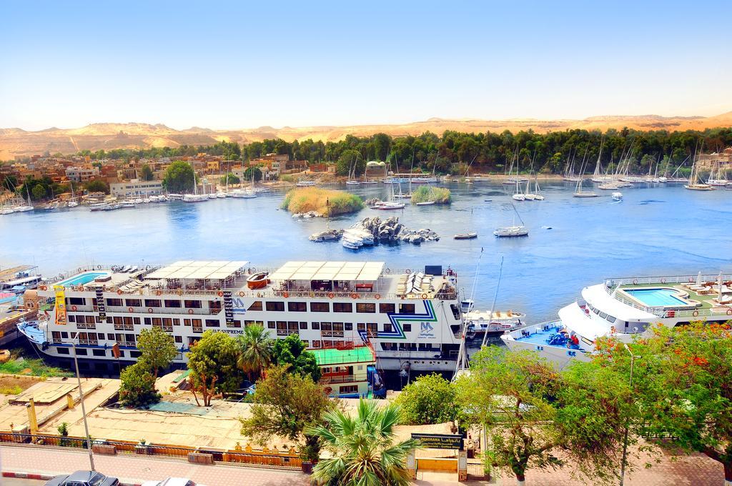 Nile Hotel Aswan Exterior foto