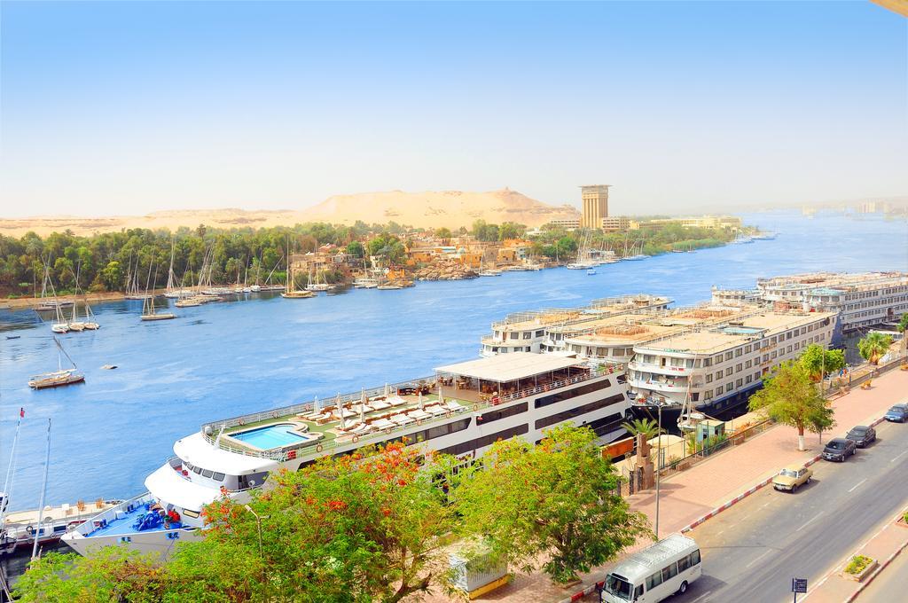 Nile Hotel Aswan Exterior foto