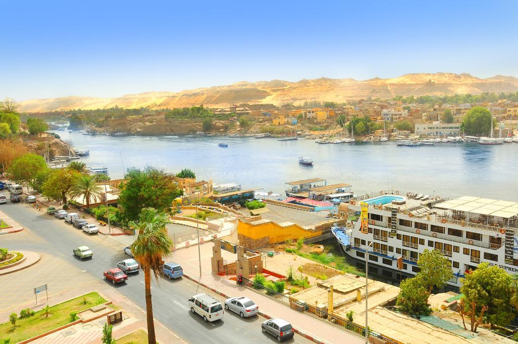 Nile Hotel Aswan Exterior foto
