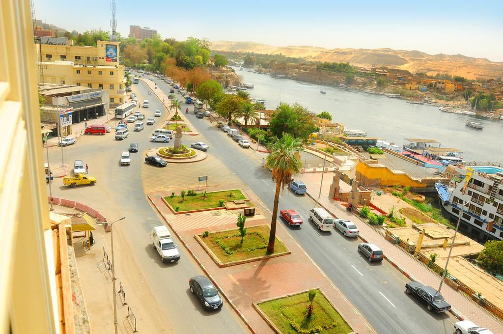 Nile Hotel Aswan Exterior foto